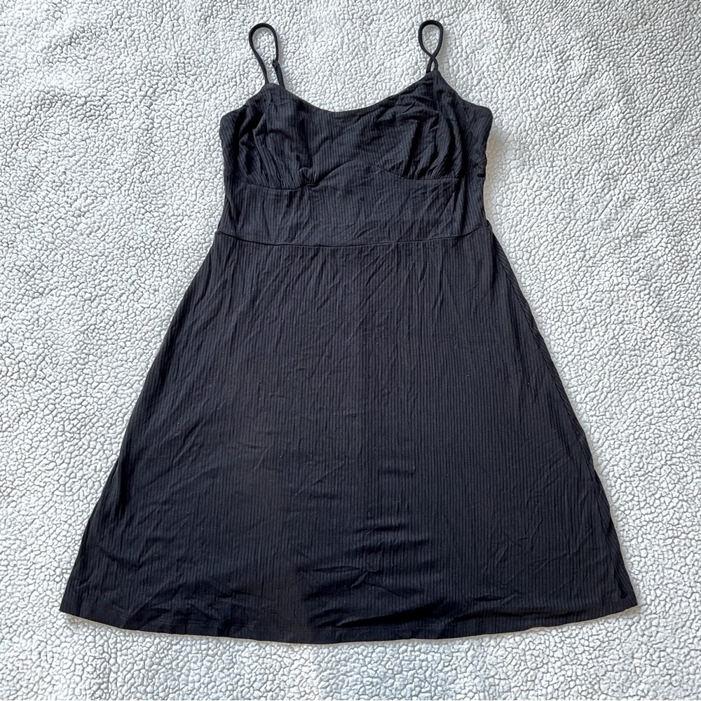 New Dynamite Black Flowy Dress